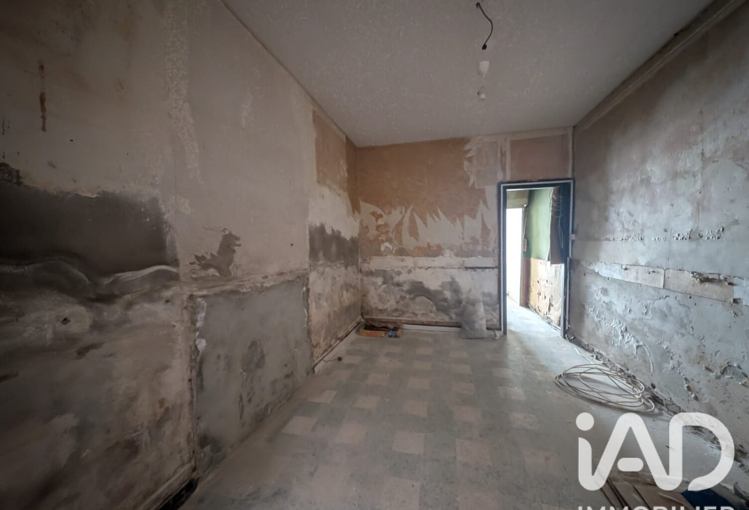 Vente Immeuble 97 m&sup2; — photo 1
