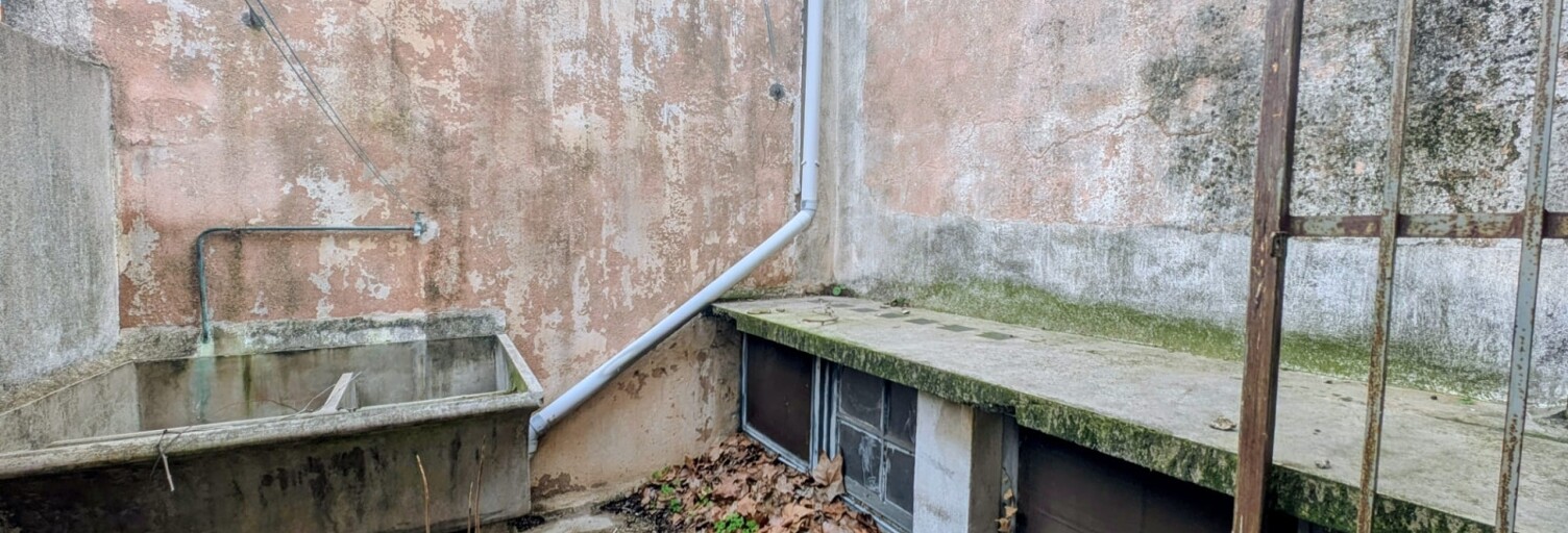 Immeuble  96 m² à vendre à Lézignan-Corbières (11200)