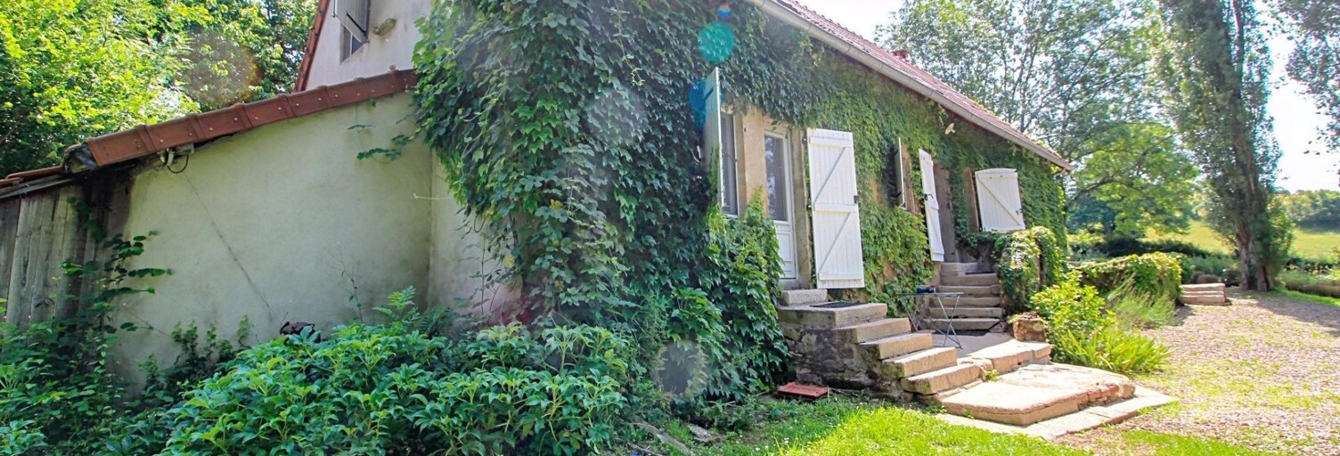 Maison 4 Pièces 135 m² à vendre à Saint-Romain-sous-Gourdon (71230)