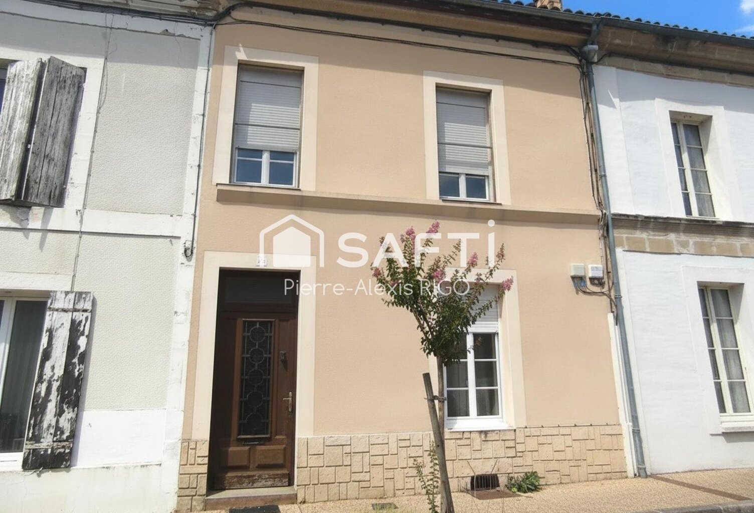 Maison ville Lauzun 87m², 3 ch, garage, 185500€ — photo 1