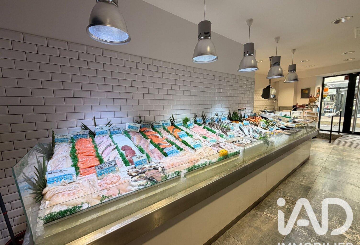 Vente Alimentation 70 m&sup2; — photo 1