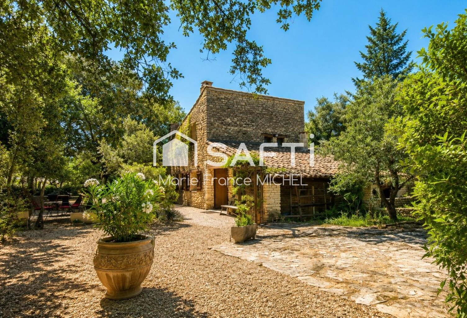 Vente terrain  5250 m² Gordes (84220) — photo 1