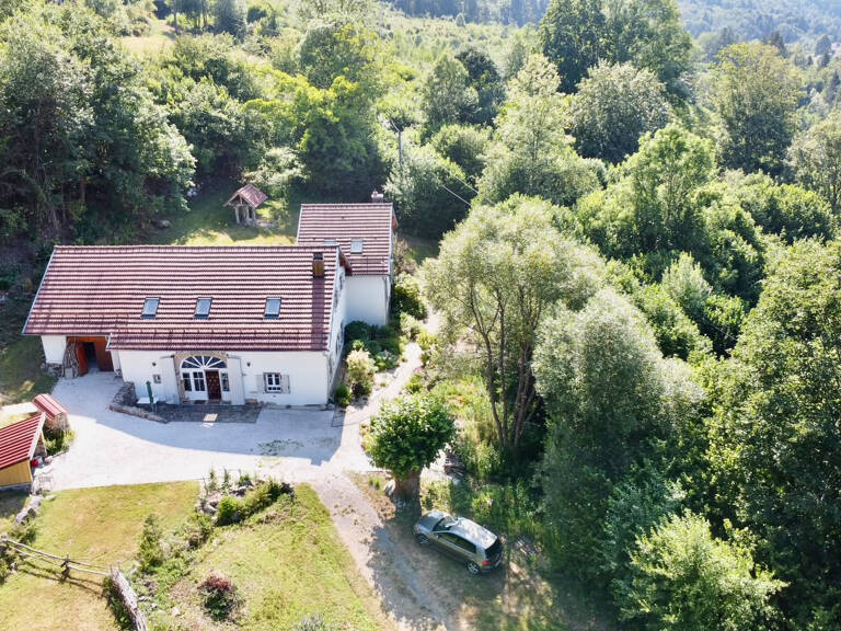 Superbe ferme rénovée sur terrain de 45,68 ares Plateau des — photo 1
