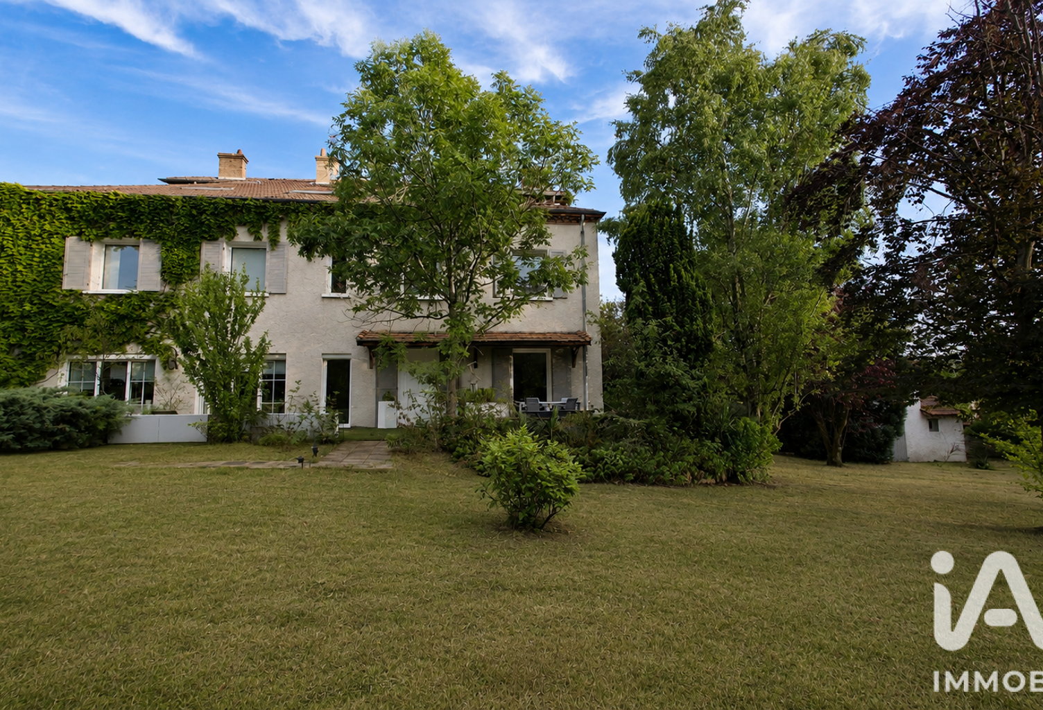 Vente Maison/villa 8 pièces — photo 1