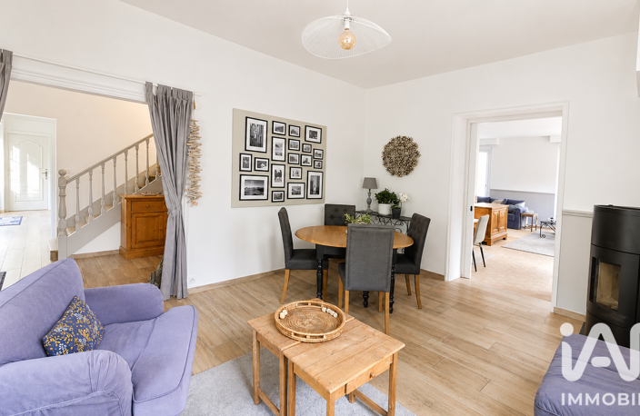 Vente Maison/villa 8 pièces — photo 2