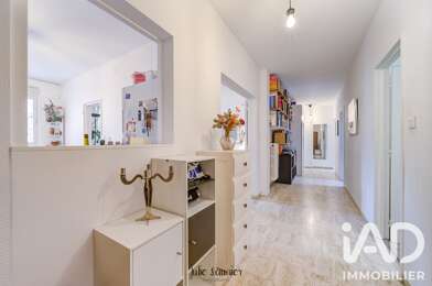 Appartement 4 pièces 259000 €