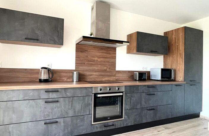 Maison familiale contemporaine aux prestations haut de gamme à 15 min de La Rochelle et à 3 min de la Mer ! — photo 5