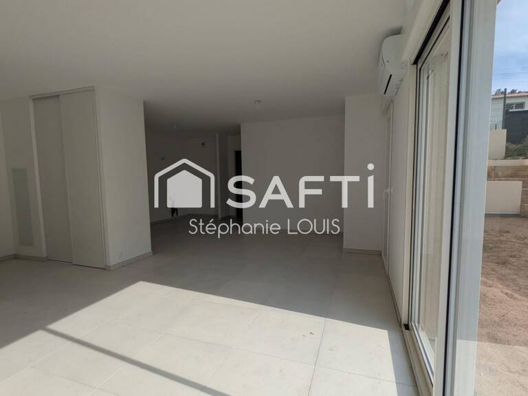 APPARTEMENT T3 - PARKING COUVERT - JARDIN - CAVE — photo 1