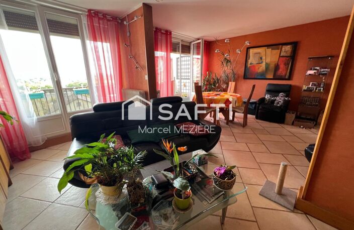 Bel appartement lumineux, refait avec des matériaux de qualité. — photo 2