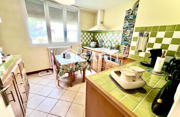 Bel appartement lumineux, refait avec des matériaux de qualité. — photo 4