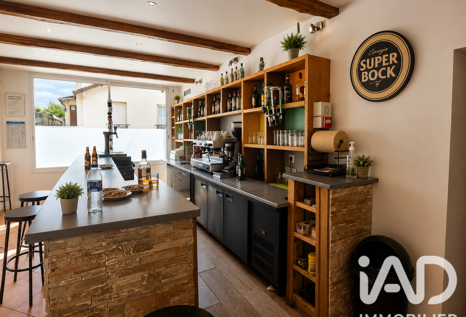 Vente Boutique/Local commercial 162 m&sup2; — photo 1