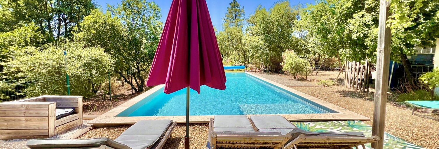 Maison 6 Pièces 207 m² à vendre à Saint-Paul-en-Forêt (83440)