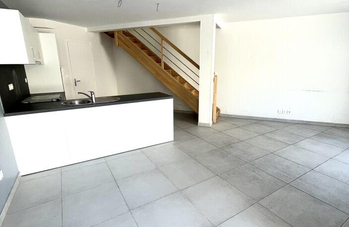 Location Duplex 3 pièces — photo 2