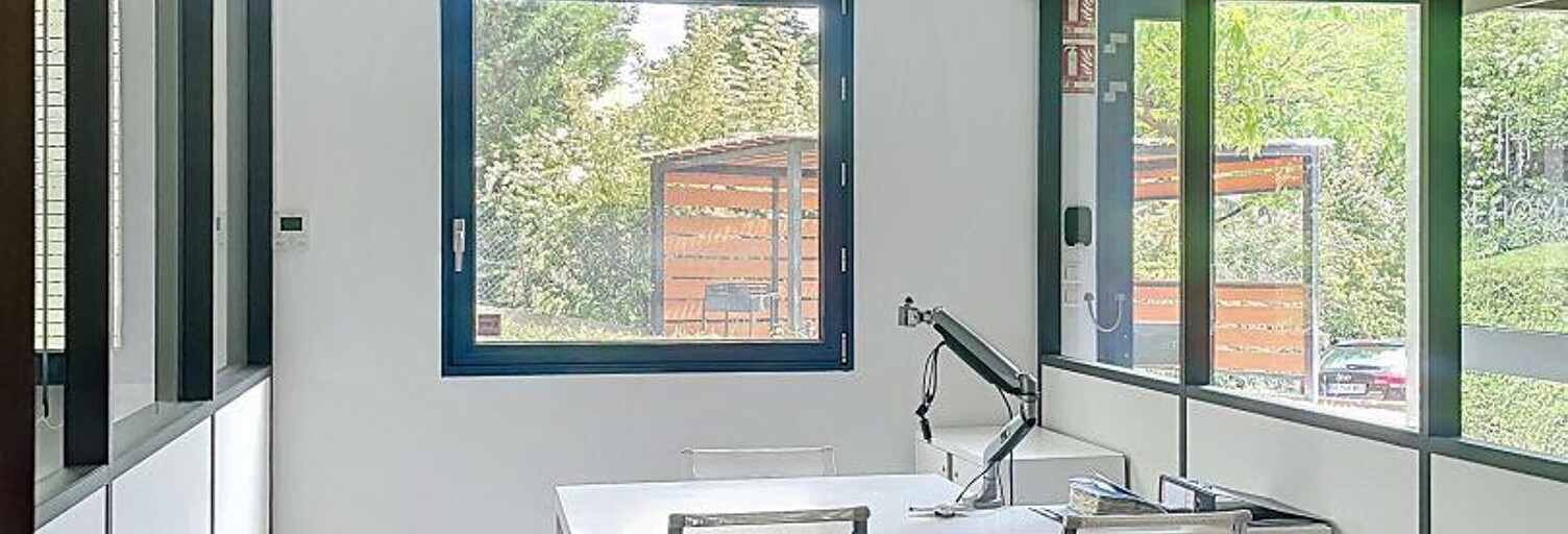 Bureau  143 m² à louer à Limonest (69760)