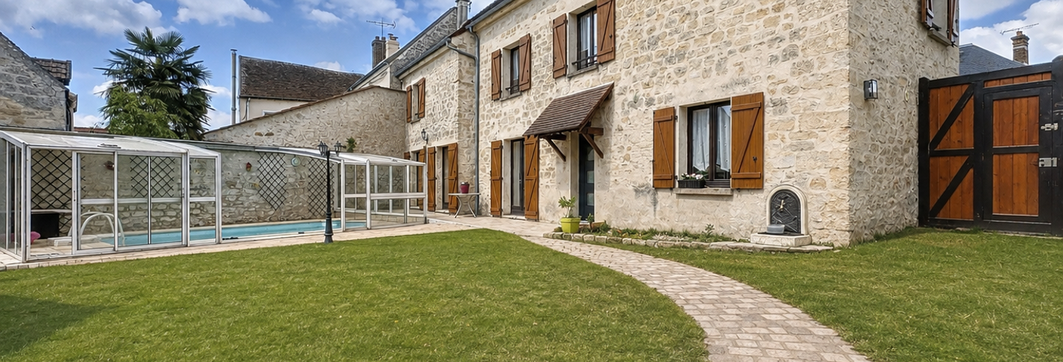 Maison 9 Pièces 246 m² à vendre à Cormeilles-en-Vexin (95830)