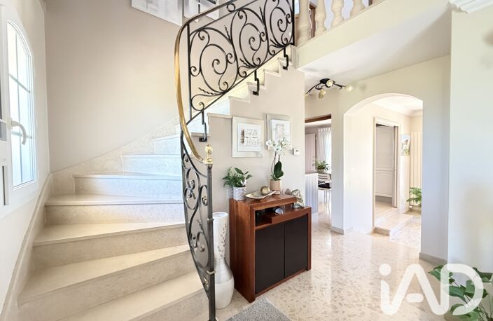 Vente Maison/villa 6 pièces — photo 2