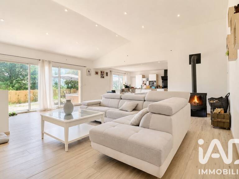Vente Maison/villa 4 pièces — photo 1