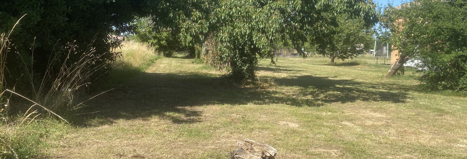 Terrain  1215 m² à vendre à Arveyres (33500)