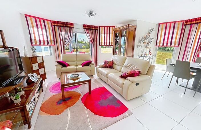 Contemporaine de 9 pièces principales — photo 2