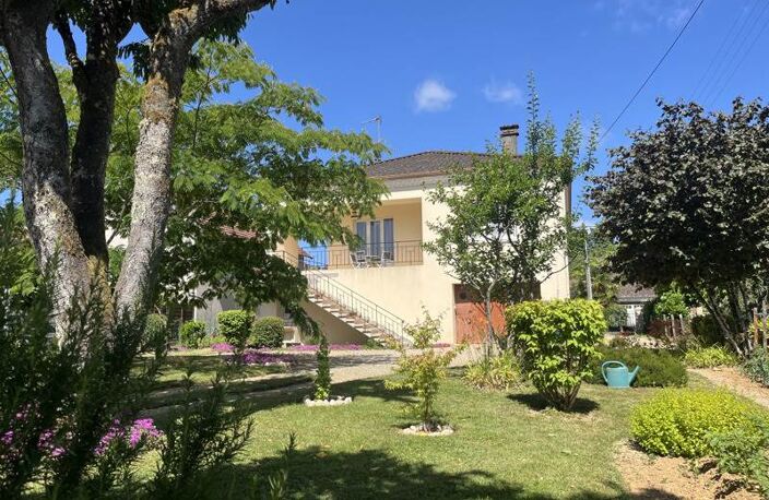 Maison de ville de 5 pièces principales — photo 2