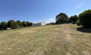 Terrain  1170 m² à vendre à Barbezieux-Saint-Hilaire (16300)