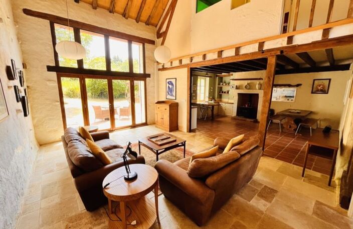 Maison en pierre de 6 pièces principales — photo 3