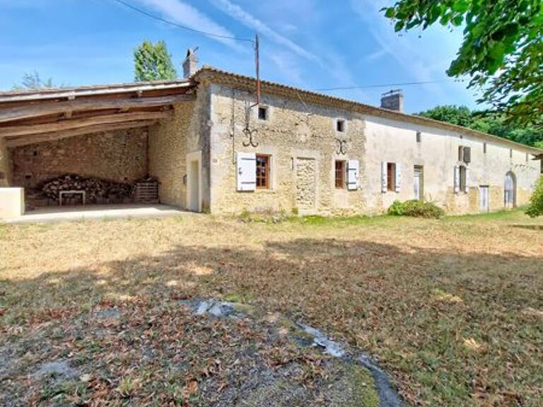Maison en pierre de 7 pièces principales — photo 1