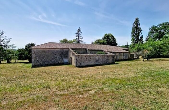 Maison en pierre de 7 pièces principales — photo 2