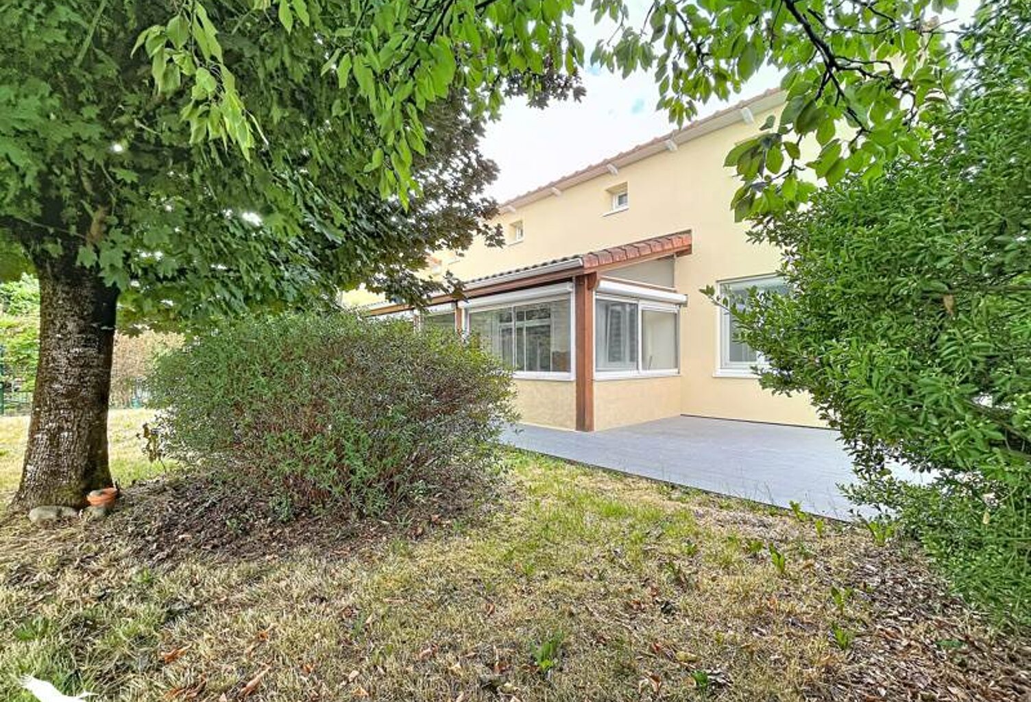 Villa de 5 pièces principales — photo 1