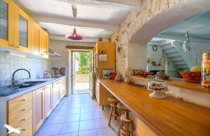 Maison en pierre de 6 pièces principales — photo 3