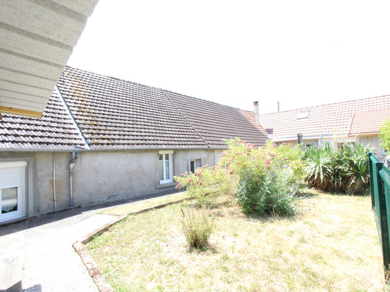 Campagne, maison T4 de 95 m2 avec deux garages et une grange — photo 1