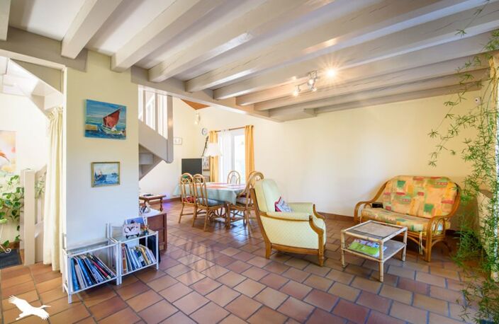 Vente maison 5 pièces 101 m² Mont-de-Marsan (40000) — photo 2