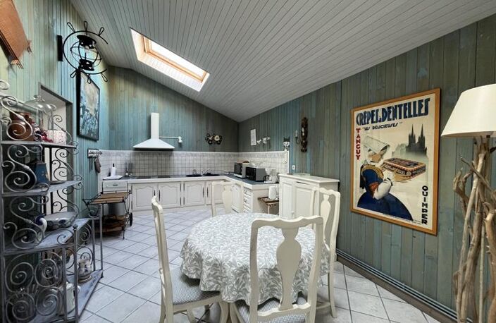 Maison en pierre de 3 pièces principales — photo 5