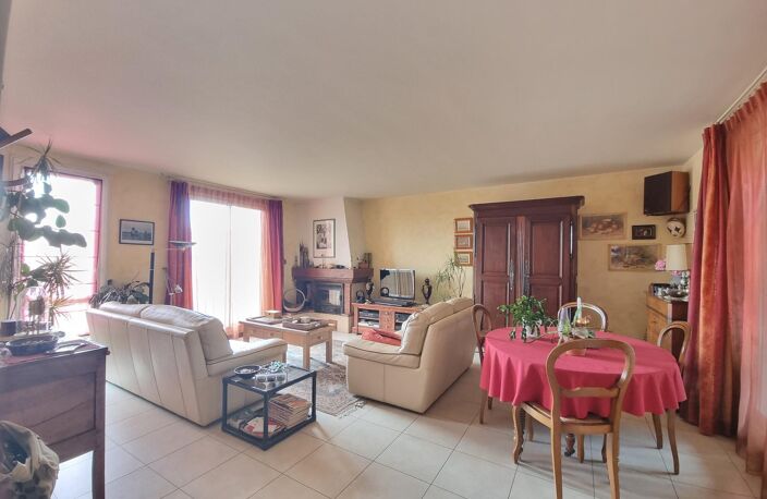 Vente maison 5 pièces 91 m² La Grand-Croix (42320) — photo 4