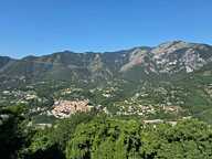 SOUS OFFRE - Charmant 2 pièces avec balcon et vue panoramique — photo 2