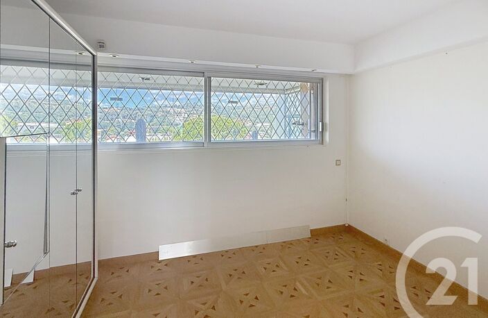 Vente appartement 4 pièces 115 m² Villeneuve-Loubet (06270) — photo 4