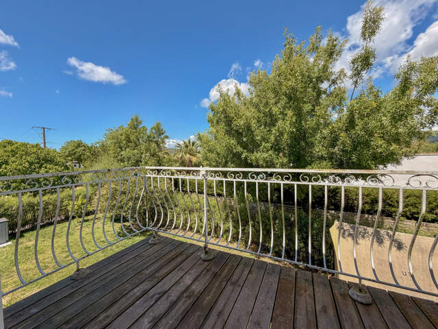 LES SALINS - STUDIO PROCHE DE LA MER AVEC TERRASSE ET PARKING — photo du bien