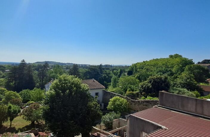 Appartement de T2 vendu loué avec balcon dans résidence avec ascenseur — photo 4