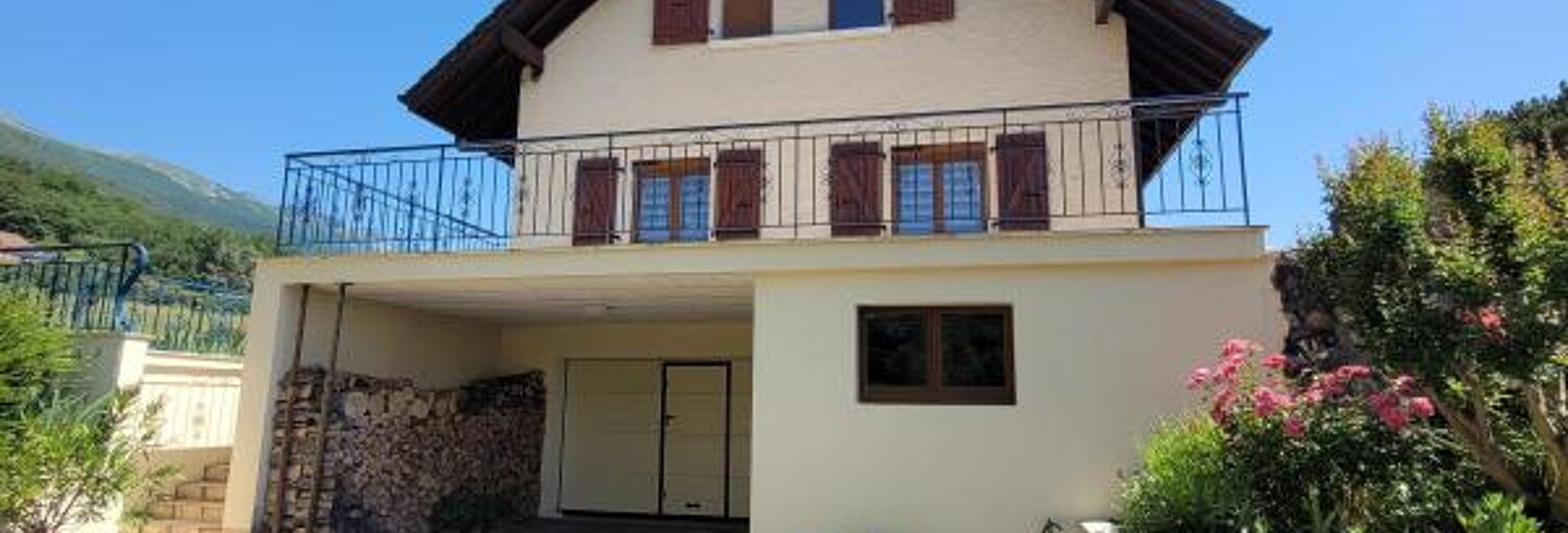 Maison 5 Pièces 130 m² à vendre à Saint-Jean-de-Gonville (01630)