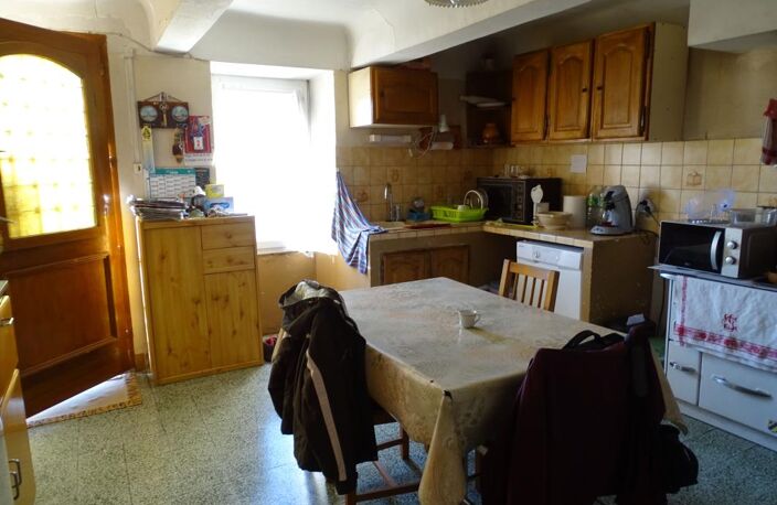 Exclusivité, Niozelles à 5 minutes de Forcalquier - Ancien bar du village — photo 2