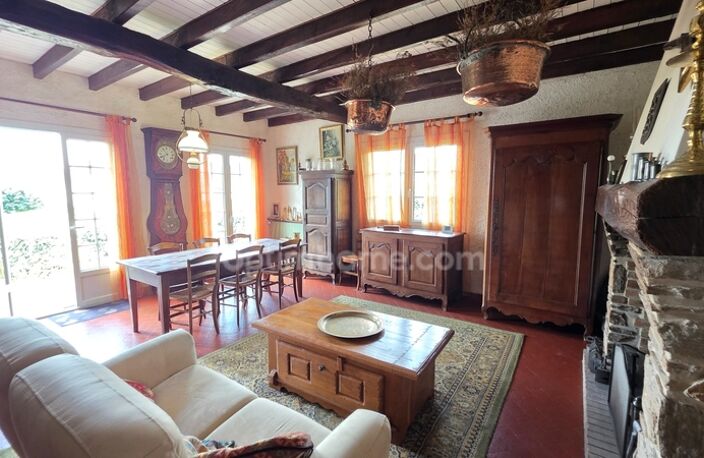 EN EXCLUSIVITE SUR LE PALAIS SUR VIENNE JOLIE MAISON AU CALME DANS QUARTIER RESIDENTIEL PRISE — photo 3