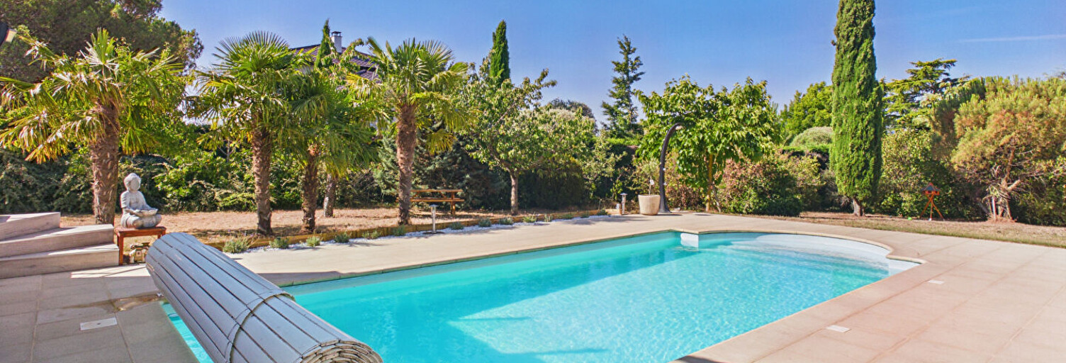 Maison 7 Pièces 304 m² à vendre à Saint-Clair (07430)