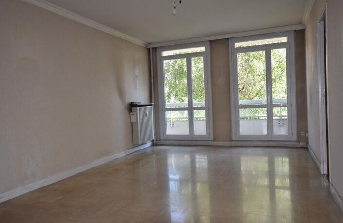 Dans le secteur de Bellevue; T4 de 84 m² avec garage/cave et balcon — photo 2