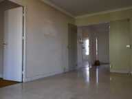 Dans le secteur de Bellevue; T4 de 84 m² avec garage/cave et balcon — photo 3