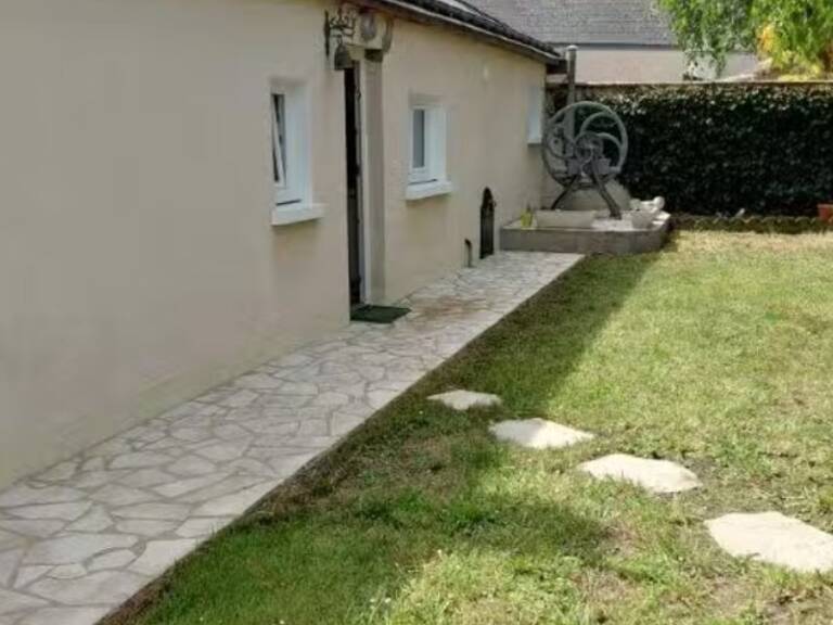 A vendre maison de bourg 5 pièces à Baracé — photo 1