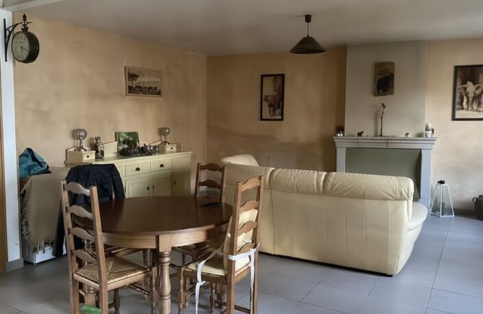 A vendre maison de bourg 5 pièces à Baracé — photo 3