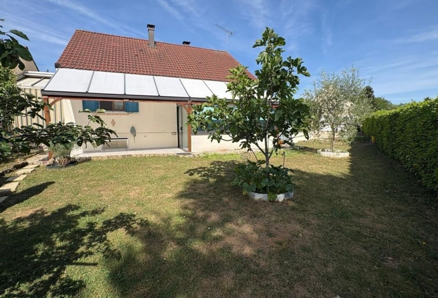 Maison à vendre 5 pièces MERU (60) — photo 1
