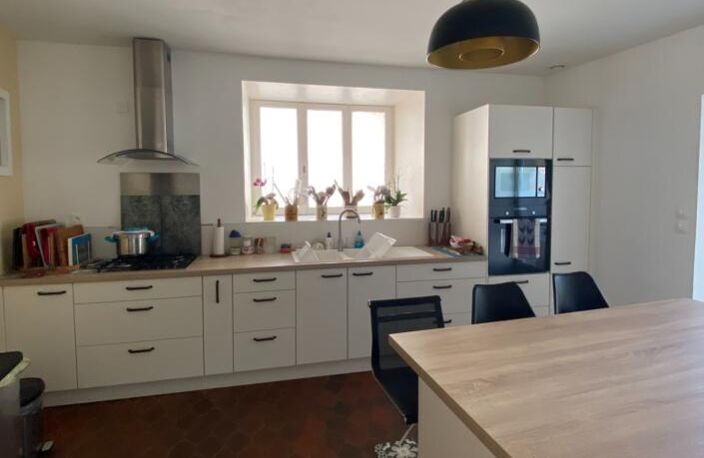 Charras - Maison 131 m² avec grange située sur une impasse — photo 3