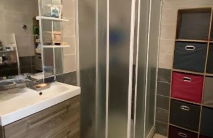 Charras - Maison 131 m² avec grange située sur une impasse — photo 5
