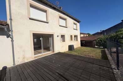 Maison 5 pièces 1140 €
